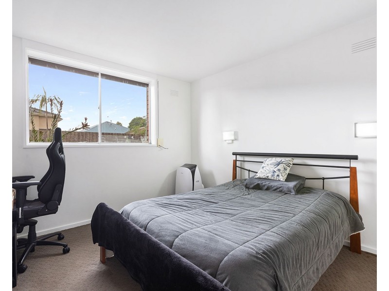 2/93 Dandenong Road East, Frankston VIC 3199