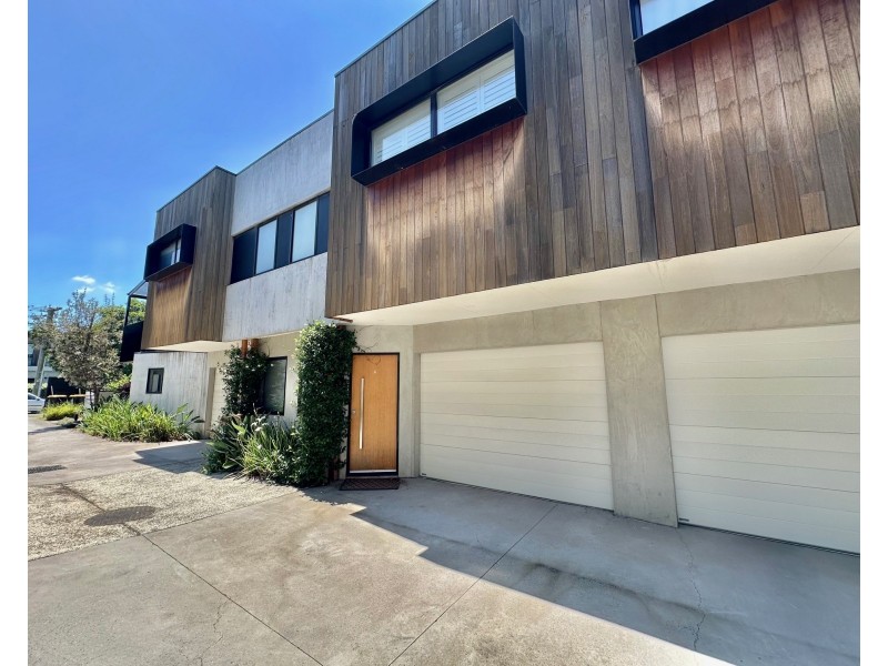 8/8 Salmon Street, Mentone VIC 3194