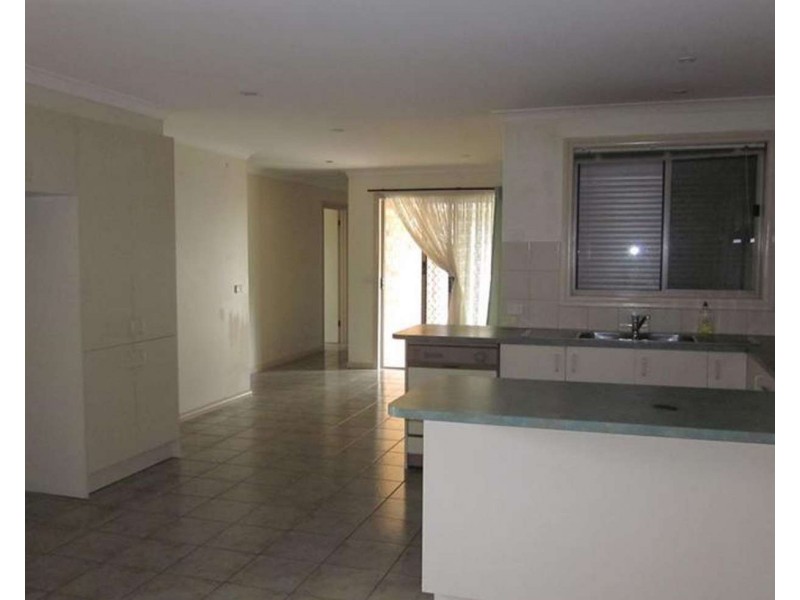 2/27 Mary Street, Clayton VIC 3168