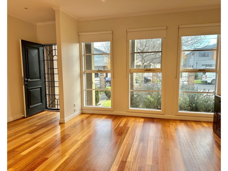 1/32 Fisher Street, Malvern East VIC 3145