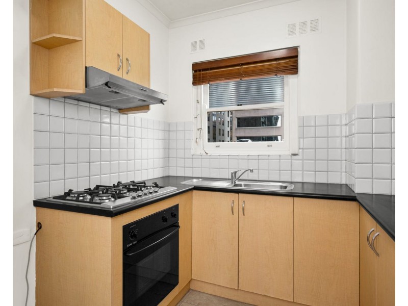 27/75 Queens Road, Melbourne VIC 3000