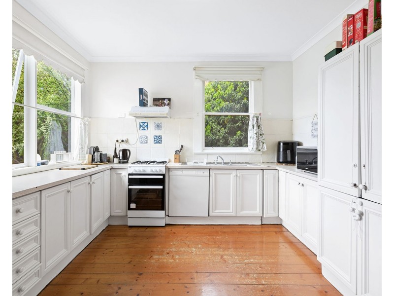 30 Seaview Avenue, Mornington VIC 3931