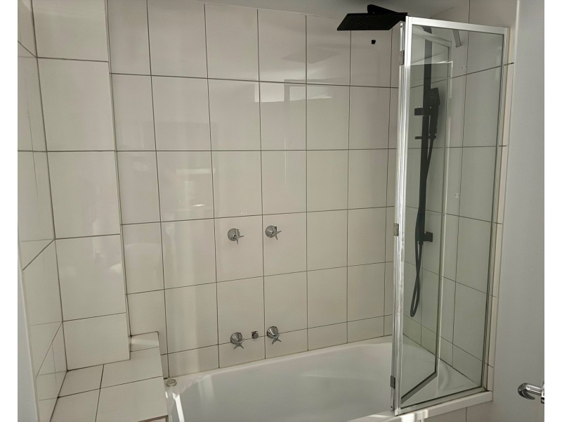 5/1324 Centre Road, Clayton South VIC 3169