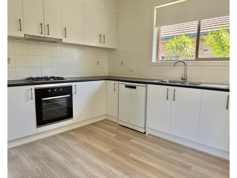 1/14 Manoon Road, Clayton South VIC 3169