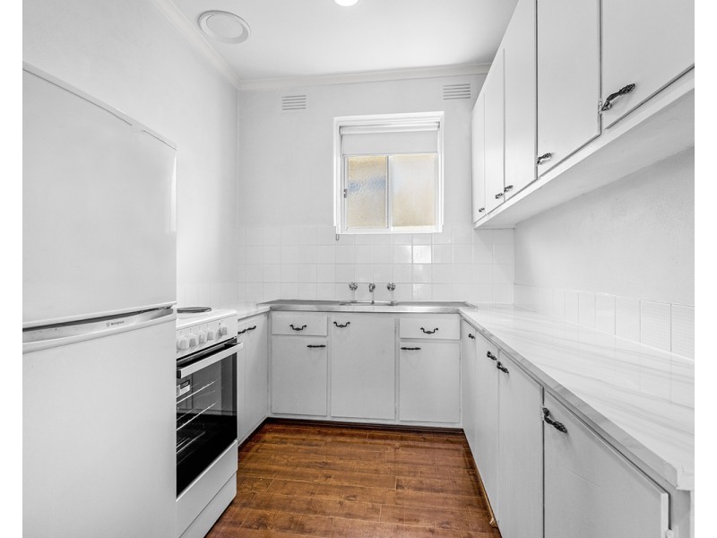 4/2 Kitchener Street, Mentone VIC 3194