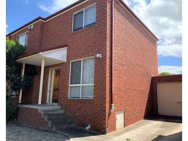 2/43 Panorama Street, Clayton VIC 3168