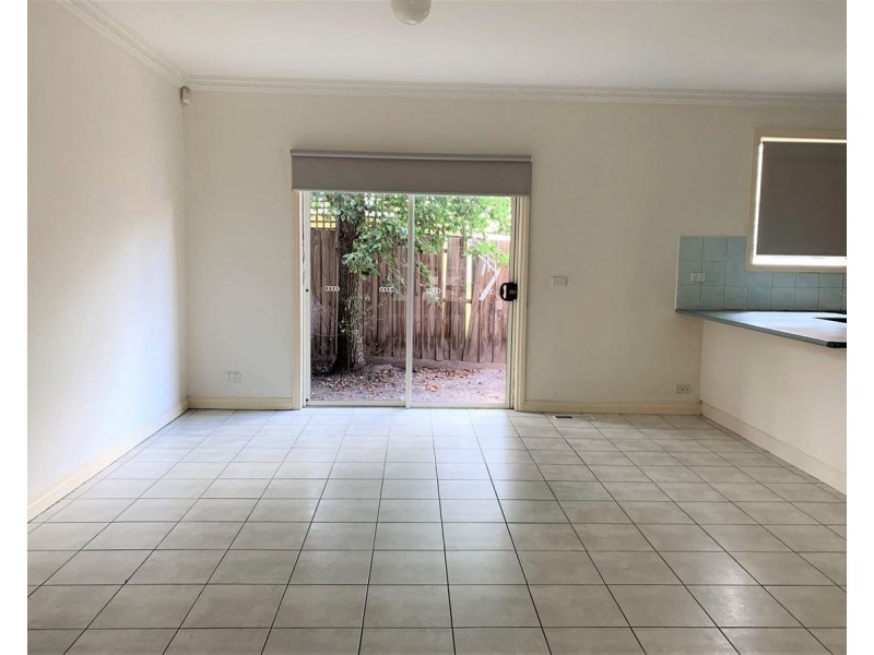 2/43 Panorama Street, Clayton VIC 3168