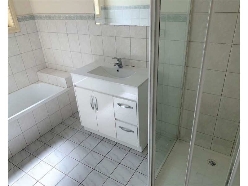 2/43 Panorama Street, Clayton VIC 3168