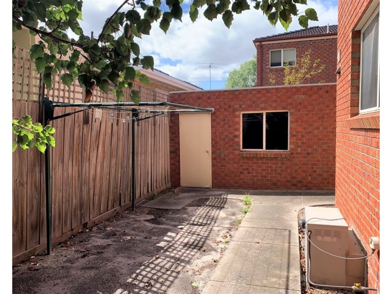 2/43 Panorama Street, Clayton VIC 3168