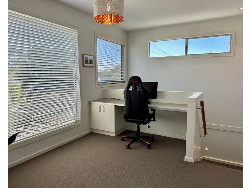 10B Nabilla Avenue, Seaford VIC 3198