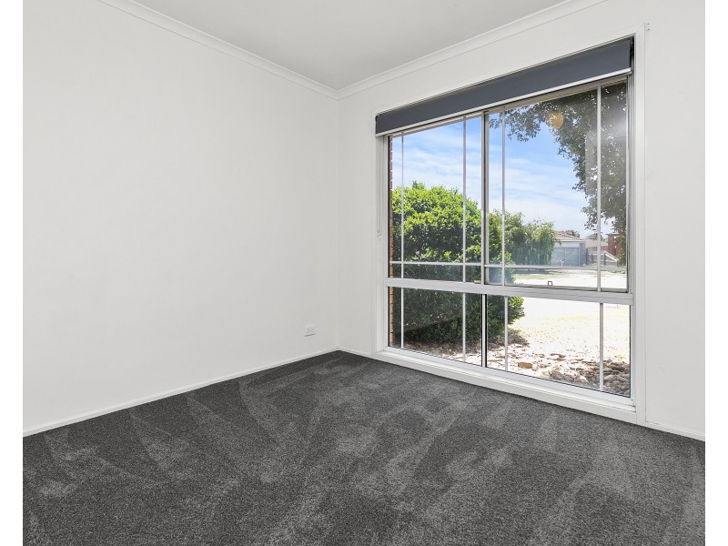 4 Shadi Court, Cranbourne West VIC 3977