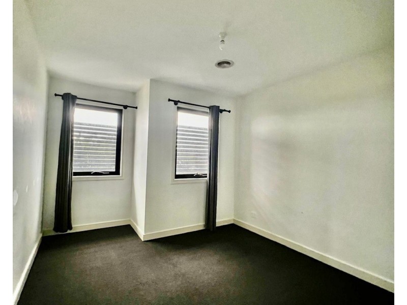 2/23 Larbert Road, Noble Park VIC 3174