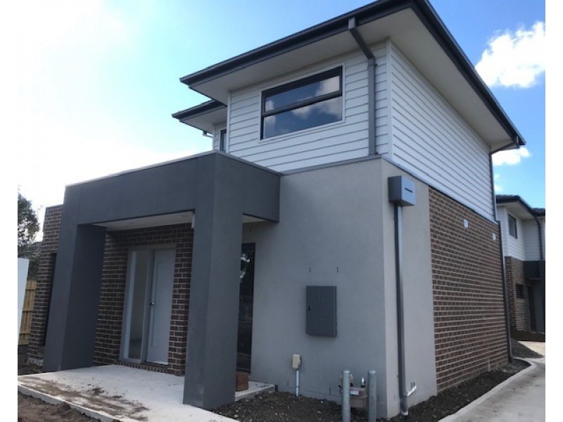 2/34 Cooke Avenue, Sunshine VIC 3020