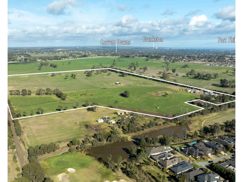 270 Wedge Road, Skye VIC 3977