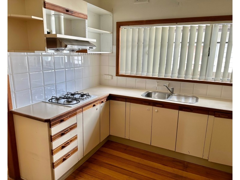 5 Kimbarra Street, Clayton South VIC 3169