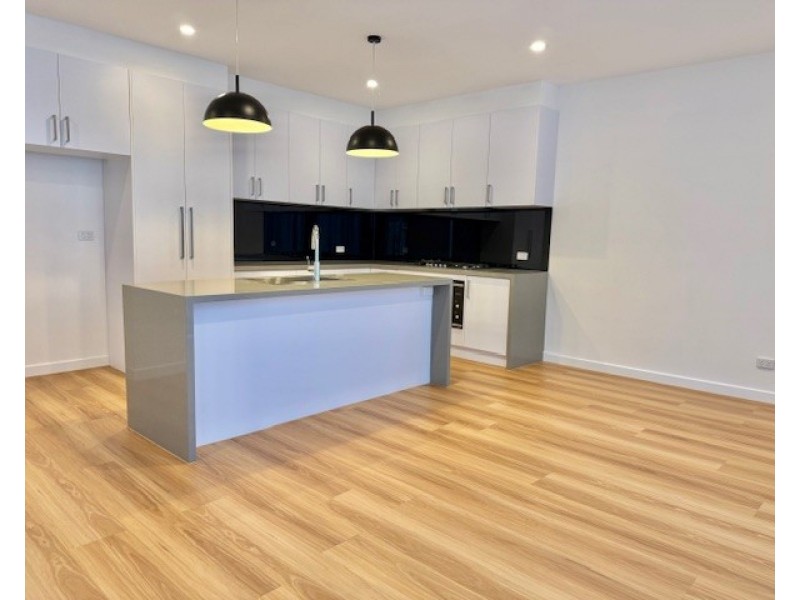 2/126 Cavanagh Street, Cheltenham VIC 3192