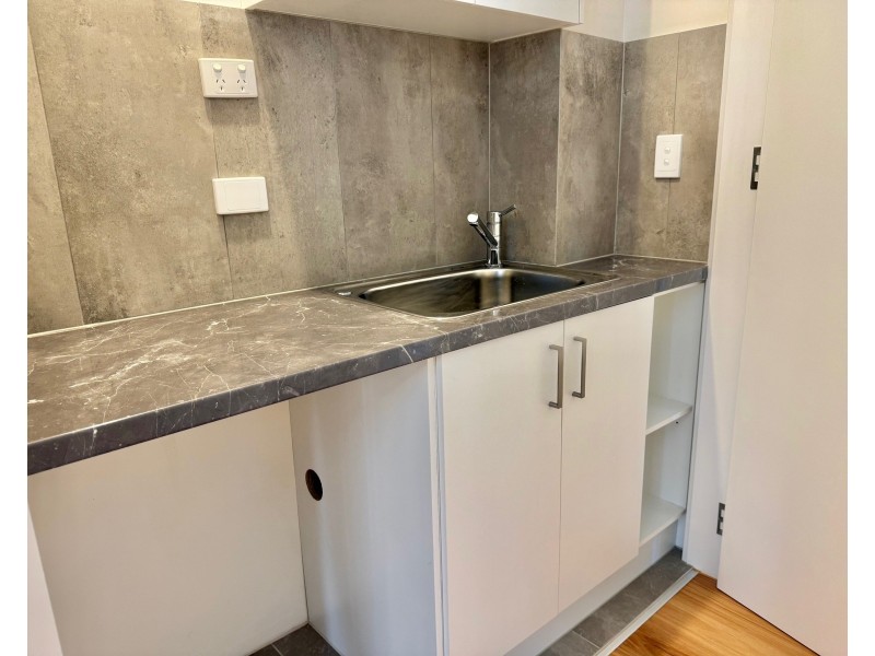 2/126 Cavanagh Street, Cheltenham VIC 3192