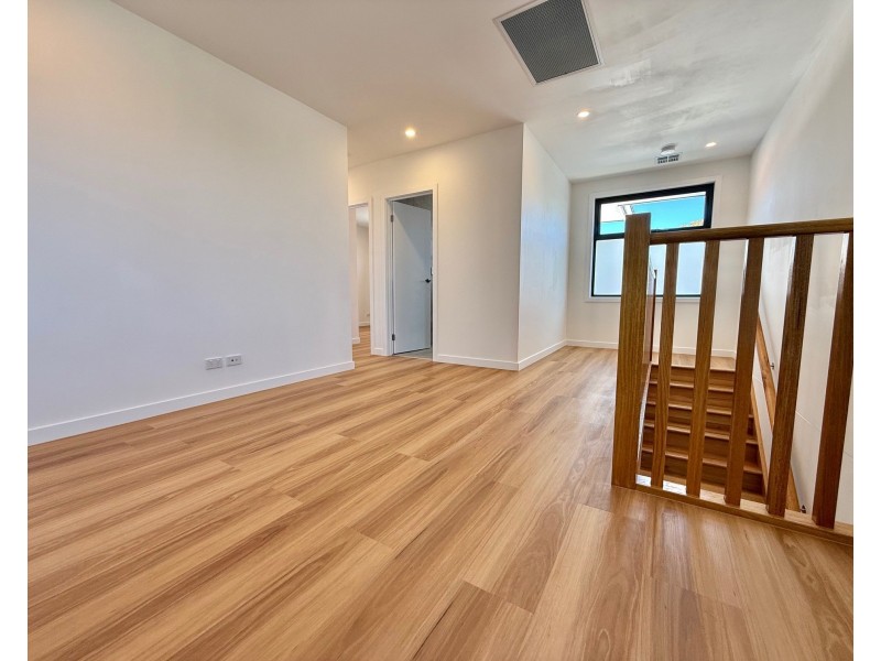 2/126 Cavanagh Street, Cheltenham VIC 3192