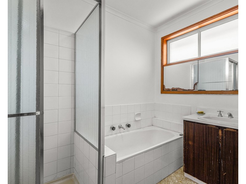 2/24 Suffolk Road, Surrey Hills VIC 3127