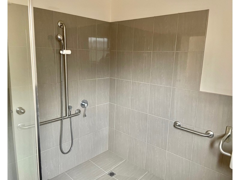 8/5 Rayhur Street, Clayton South VIC 3169