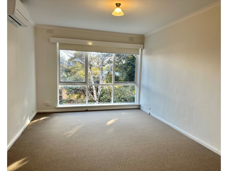 4/21 Merlyn Avenue, Clayton South VIC 3169