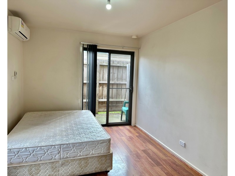 Studio 4/5 Rayhur Street, Clayton South VIC 3169