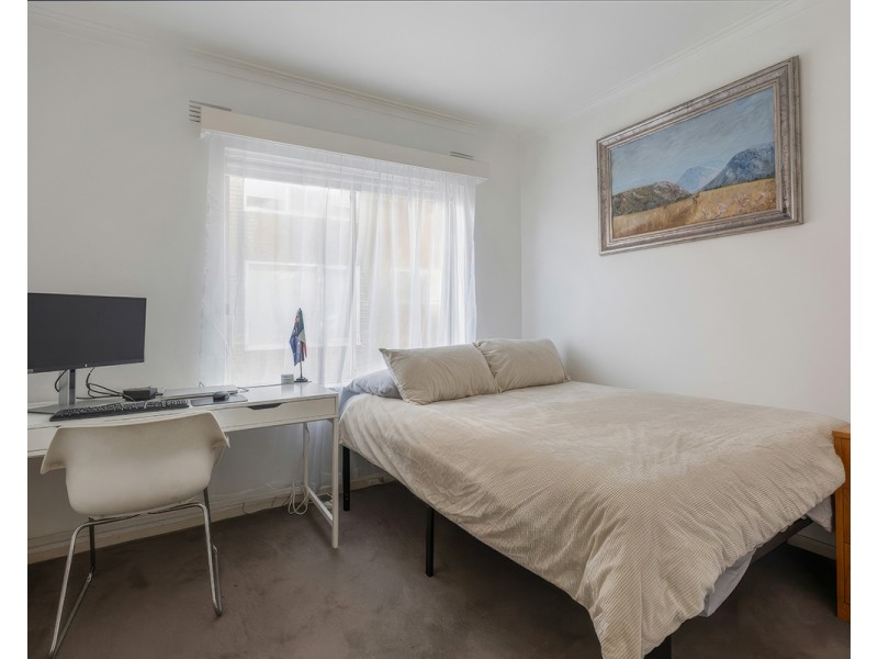 15/21-23 Tiuna Grove, Elwood VIC 3184