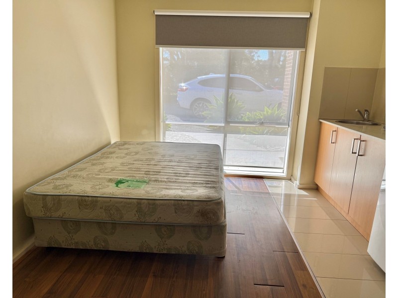 2/20 Myriong Street, Clayton VIC 3168