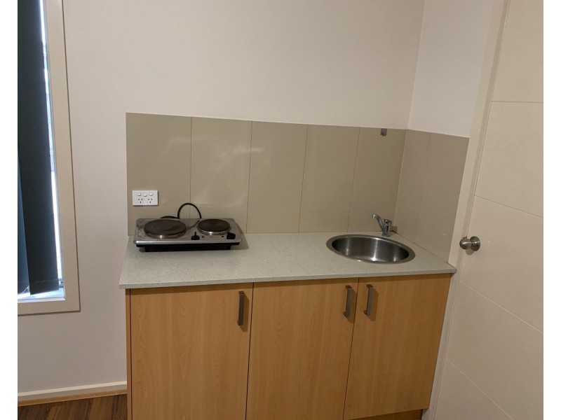8/20 Myriong Street, Clayton VIC 3168