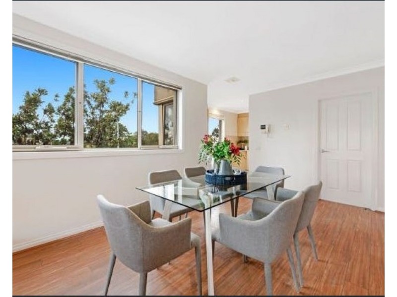 10/19 Cambridge Street, Box Hill VIC 3128