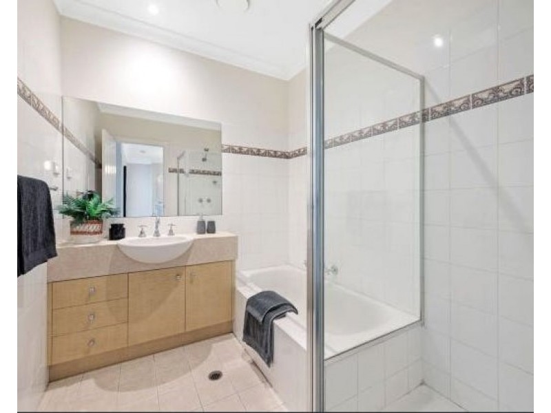 10/19 Cambridge Street, Box Hill VIC 3128