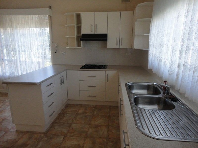 27 Walker Avenue, Paradise SA 5075