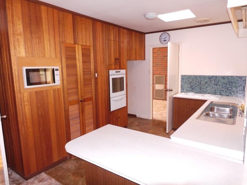 3 Paruna Place, Semaphore Park SA 5019