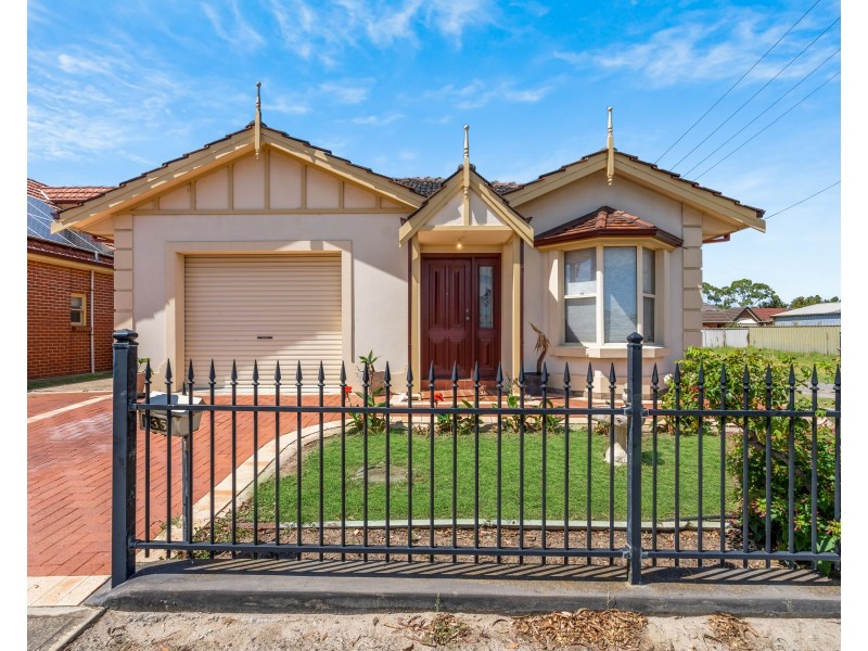 235 Trimmer Parade, Grange SA 5022