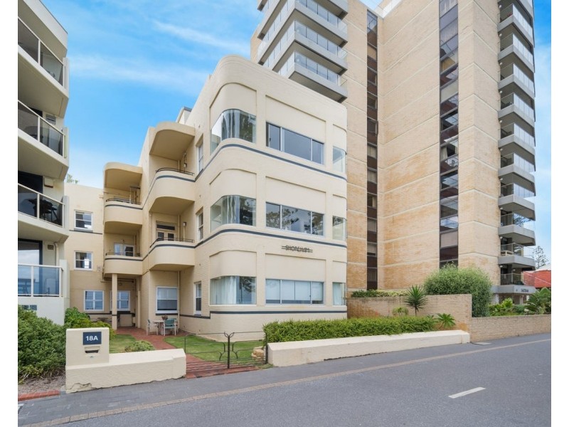 4/18A South Esplanade, Glenelg SA 5045