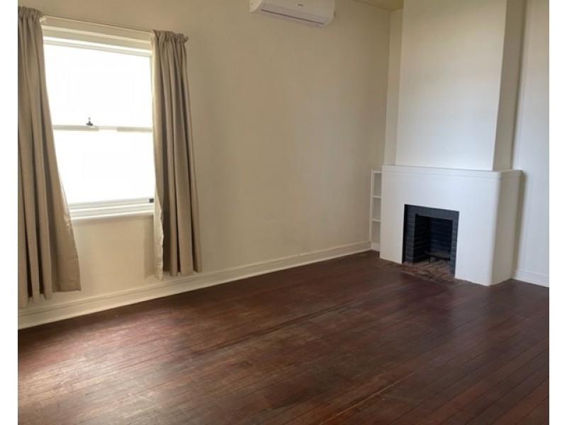4/18A South Esplanade, Glenelg SA 5045