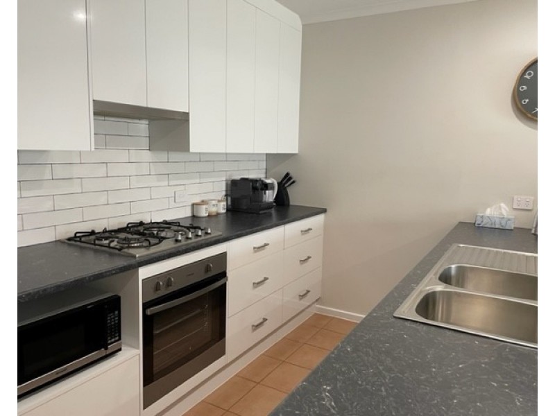 34 Sir Ross Smith Boulevard, Oakden SA 5086