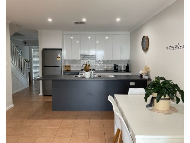 34 Sir Ross Smith Boulevard, Oakden SA 5086