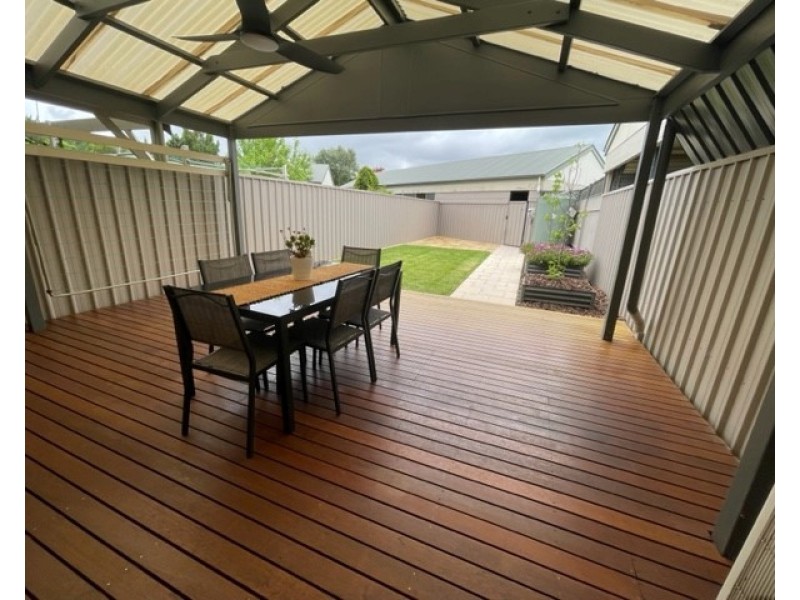 34 Sir Ross Smith Boulevard, Oakden SA 5086