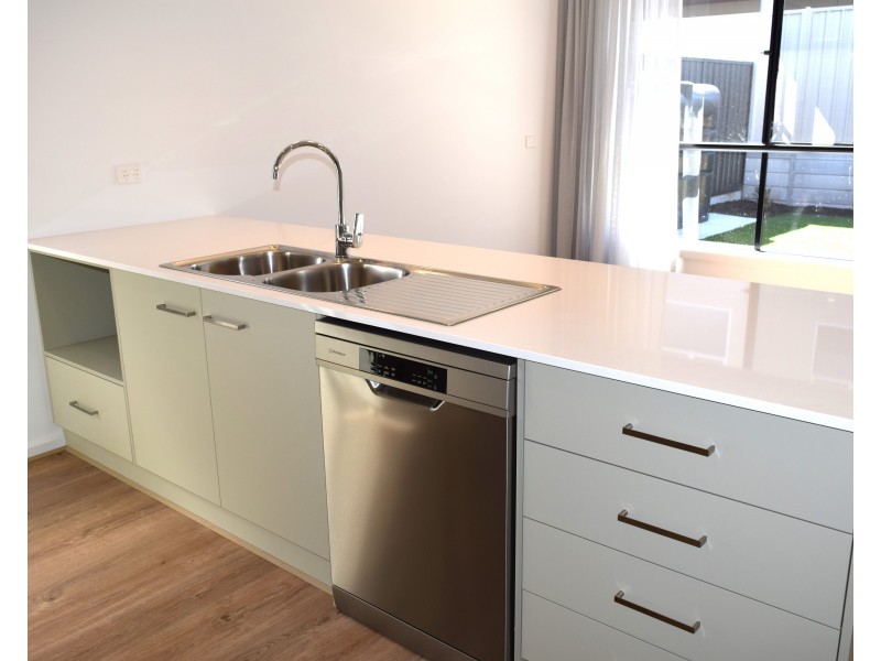 7A Augusta Street, Hillcrest SA 5086