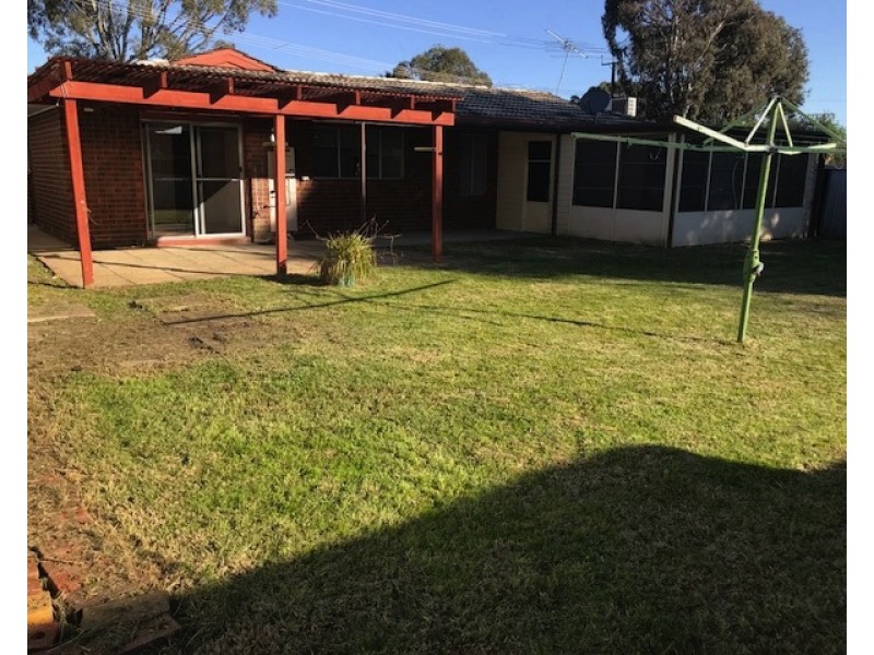 107 Sunnymeade Avenue, Aberfoyle Park SA 5159