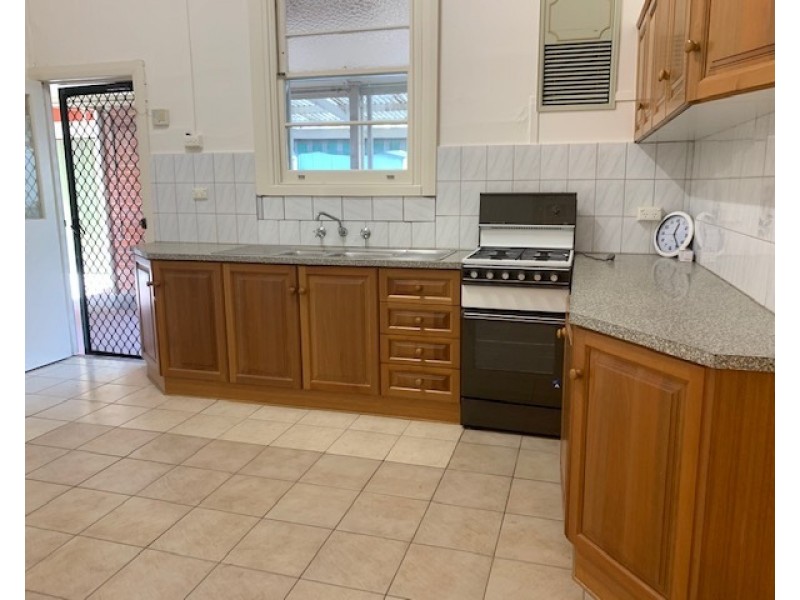 8 Hurtle Street, Croydon SA 5008