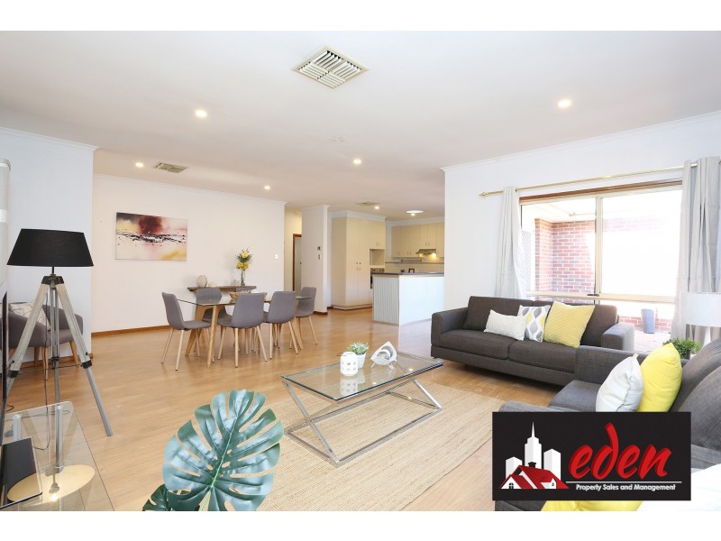 18 Hamilton Place, Mawson Lakes SA 5095