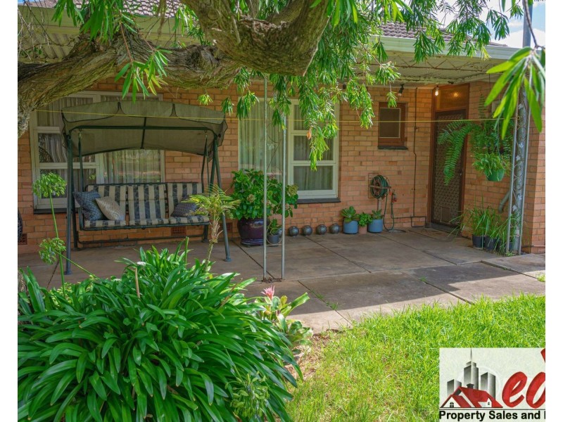 4 Doreen Street, Rostrevor SA 5073