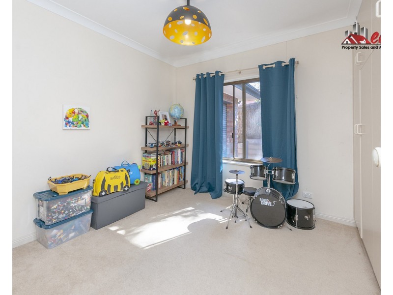 32 Mary Penfold Drive, Rosslyn Park SA 5072
