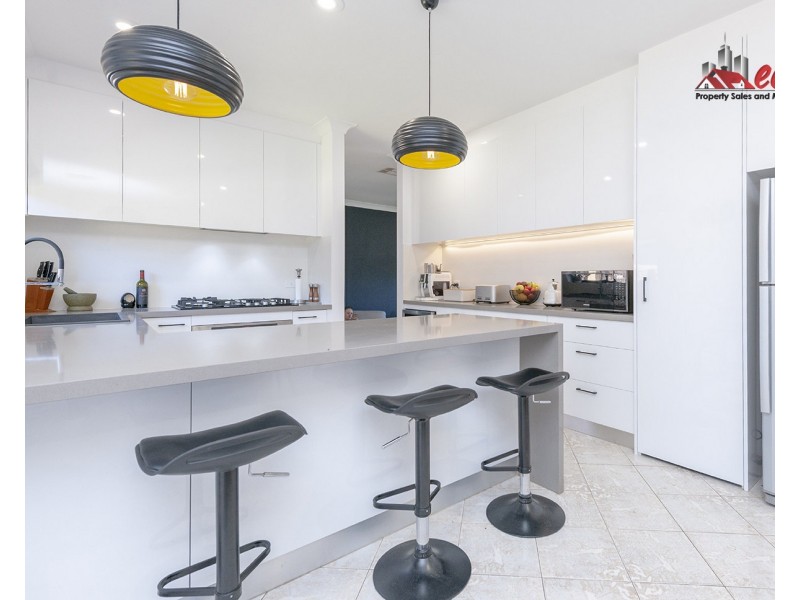 32 Mary Penfold Drive, Rosslyn Park SA 5072