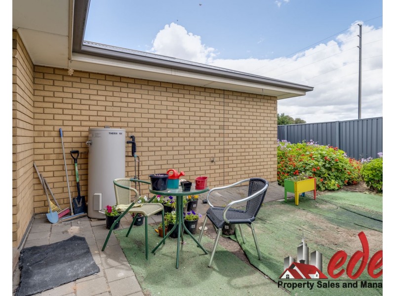 39 Hamra Drive, Smithfield SA 5114