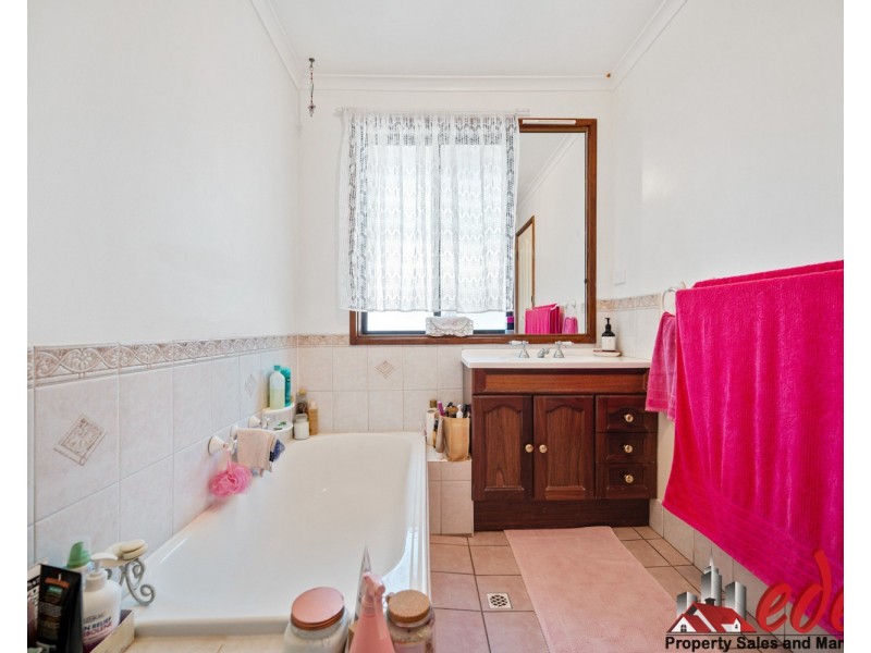 7 Ivy Street, Huntfield Heights SA 5163