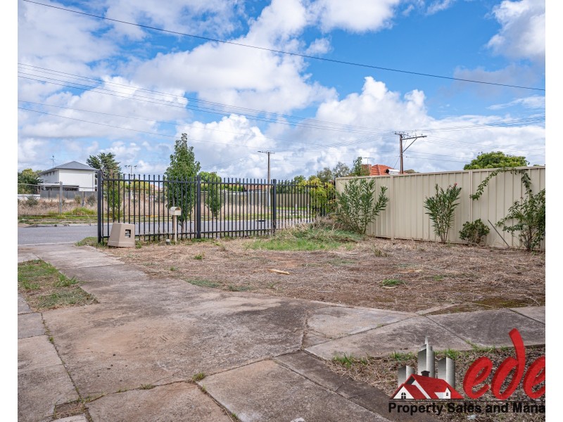 2 Woodmore Street, Woodville North SA 5012