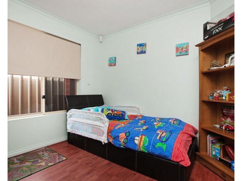 2 Lord Howe Avenue, Oakden SA 5086